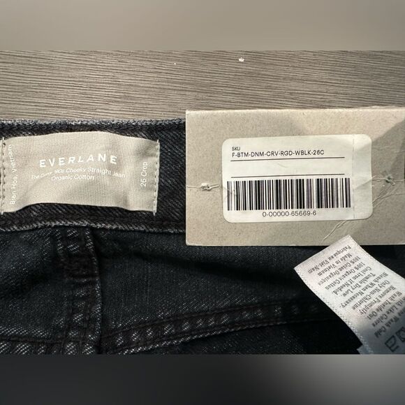 Everlane the curvy 90s cheeky jean washed black - Picture 4 of 4